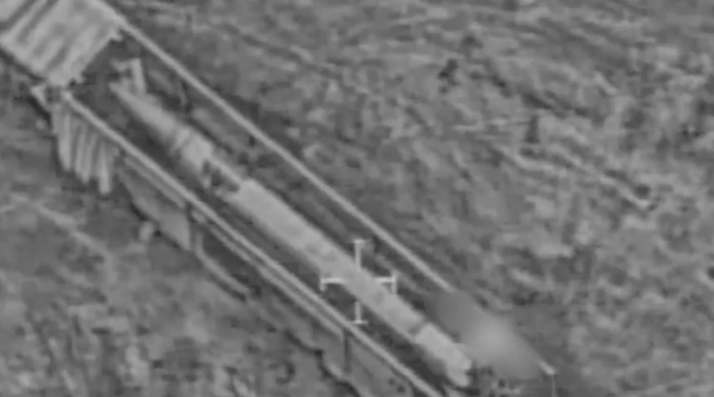 Israel ataca instalações militares do Hezbollah no Líbano