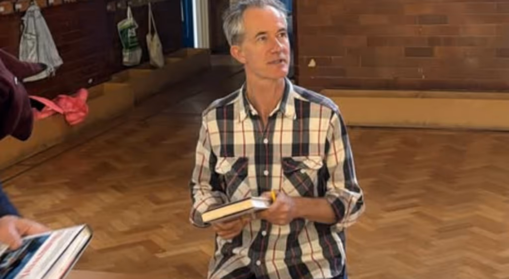 Gustavo Nogy na Crusoé: O ensaísmo como modo de vida