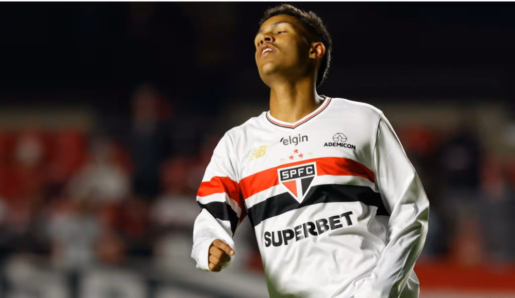 Rodolfo Borges na Crusoé: A insustentável leveza de ser tricampeão mundial
