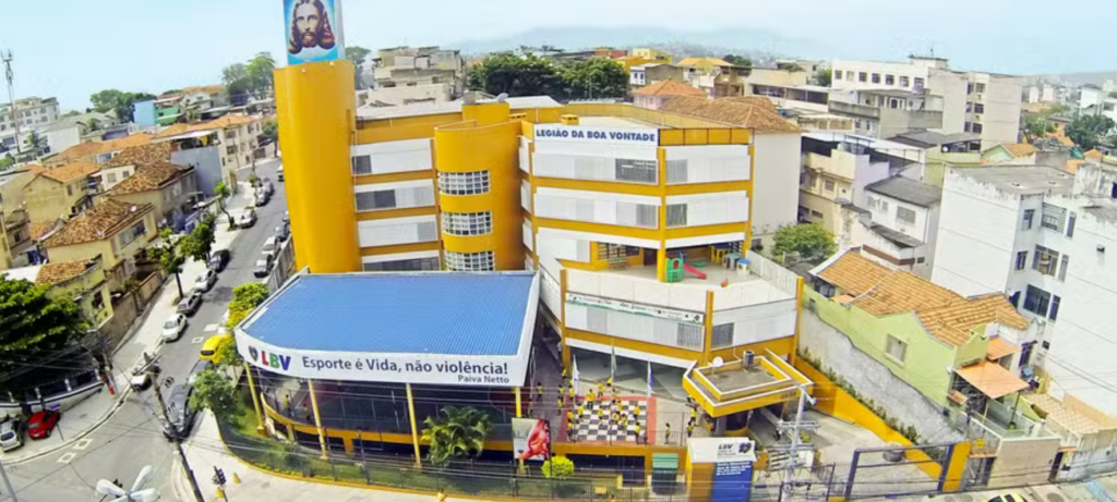 Aluna é baleada durante aula de educação física de escola do Rio