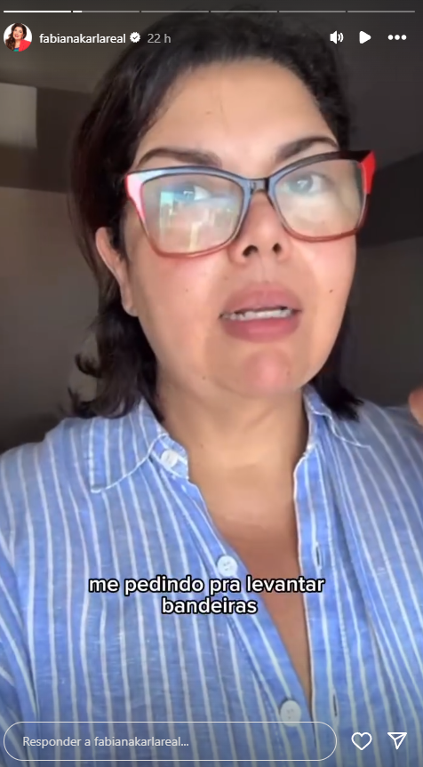 Atriz Fabiana Karla desabafa sobre não levantar bandeiras