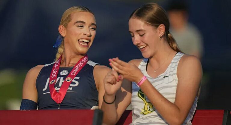 Atleta trans ri das críticas após vitórias: "Sou uma garota com atitude"