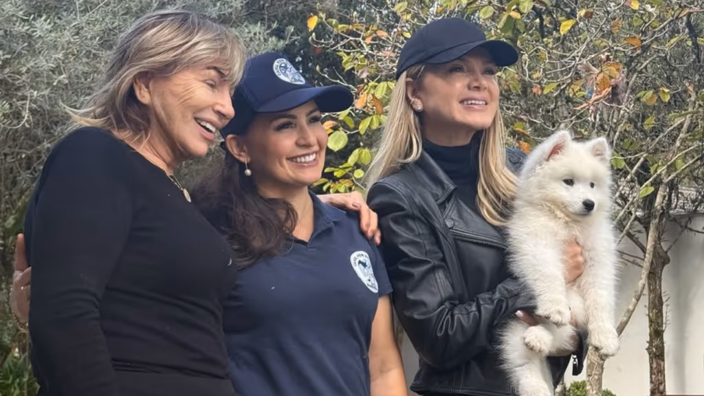 Eliana apresenta novo membro da família e encanta web