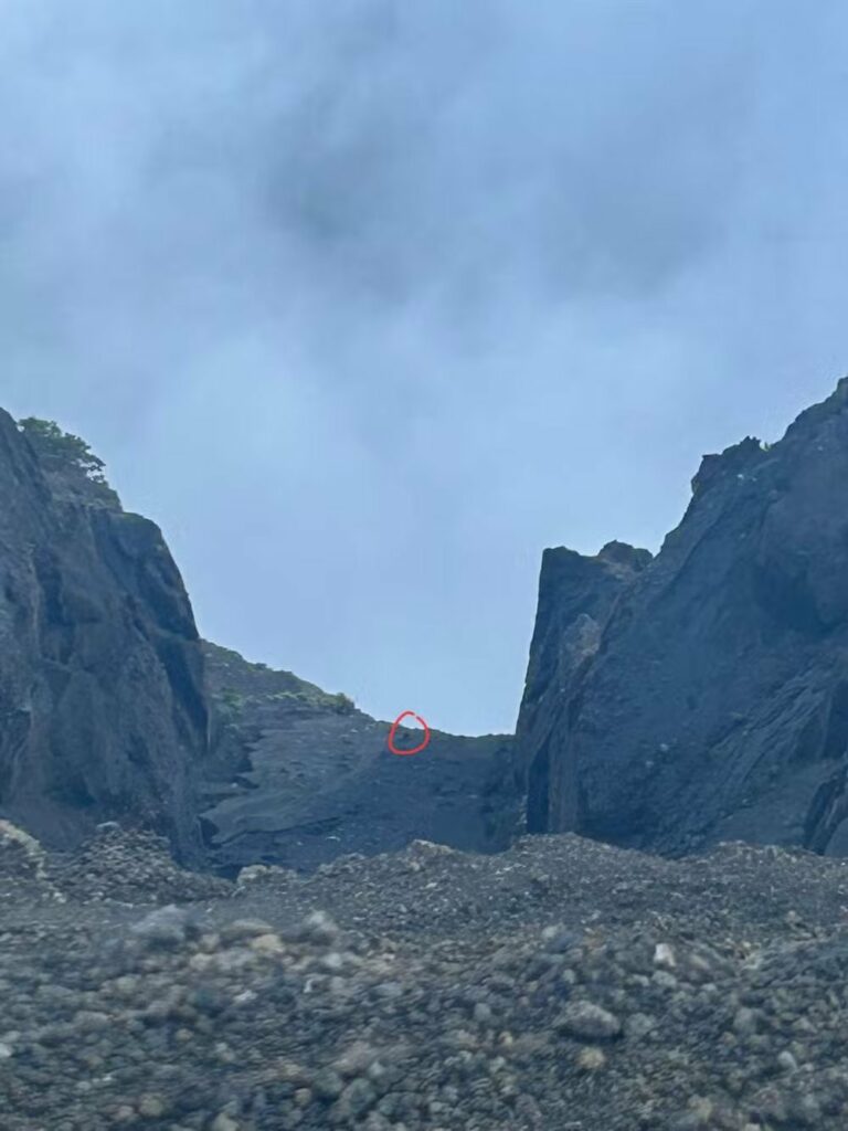 Brasileira é encontrada após desaparecer no Vulcão Rinjani