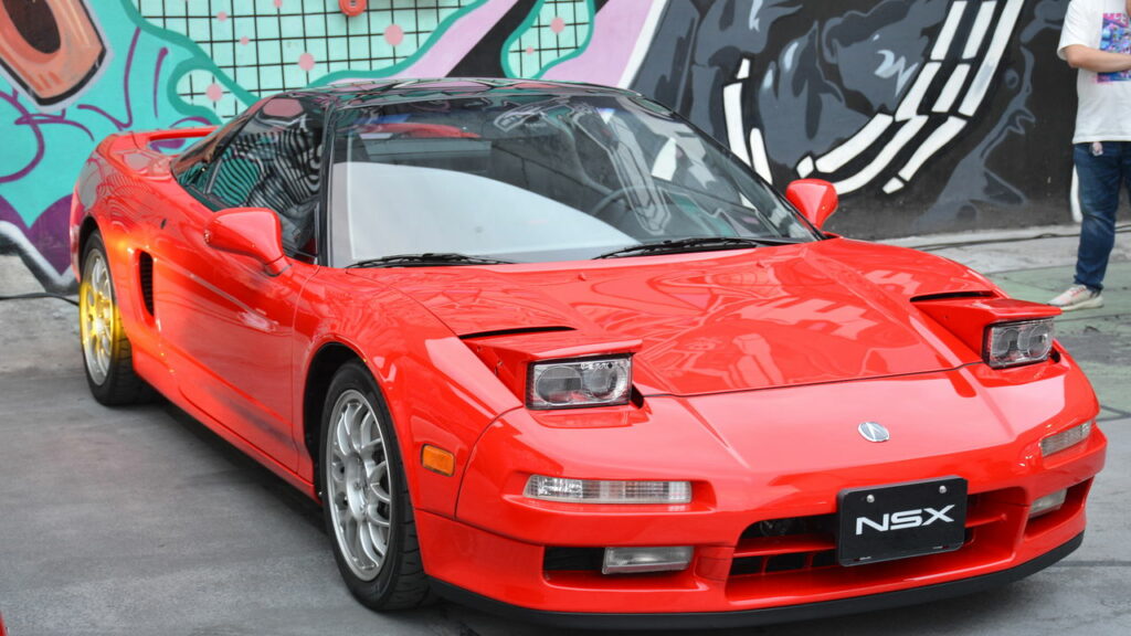 Honda ressuscita o legado do lendário NSX e valoriza a história dos clássicos