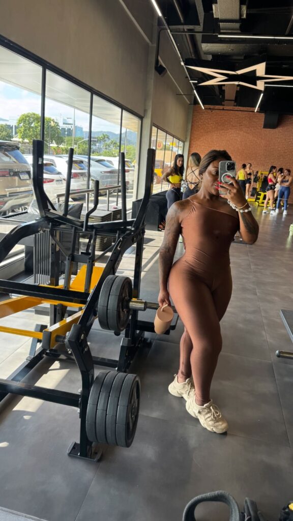 Jojo Todynho choca com foto pós-academia
