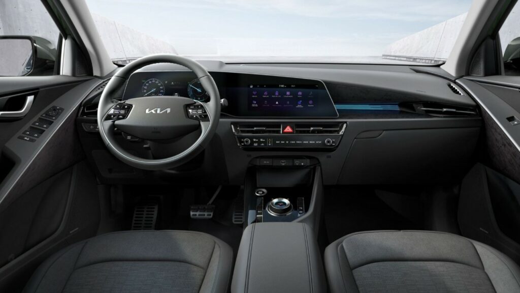 SUV híbrido da Kia tem desconto de R$ 20 mil e pode mudar seu 2026