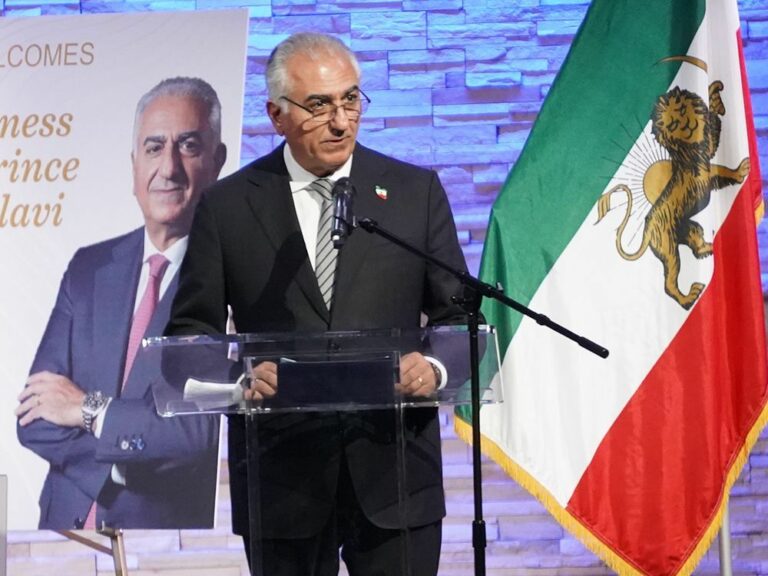 Herdeiro do trono convoca militares e diz que guerra “não é do povo iraniano”