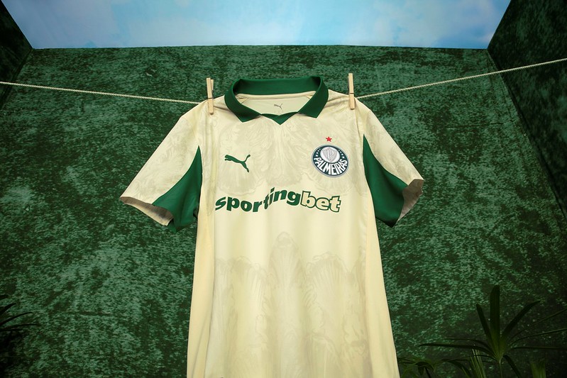 Palmeiras lança uniforme com estética voltada para o Mundial de Clubes