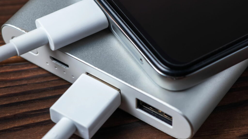Alerta importante para quem possui carregadores power bank
