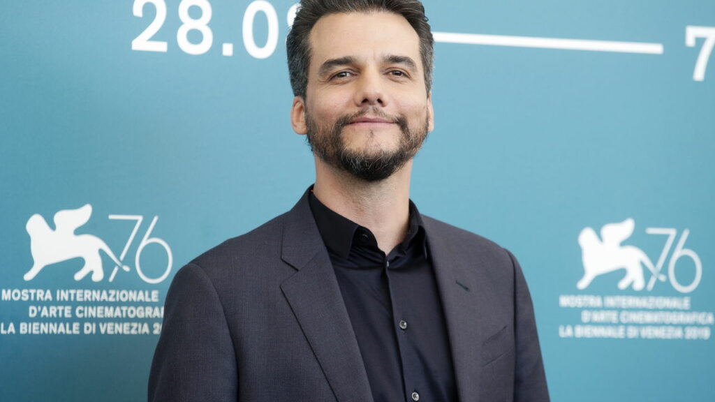 Wagner Moura é homenageado pelo filho em aniversário