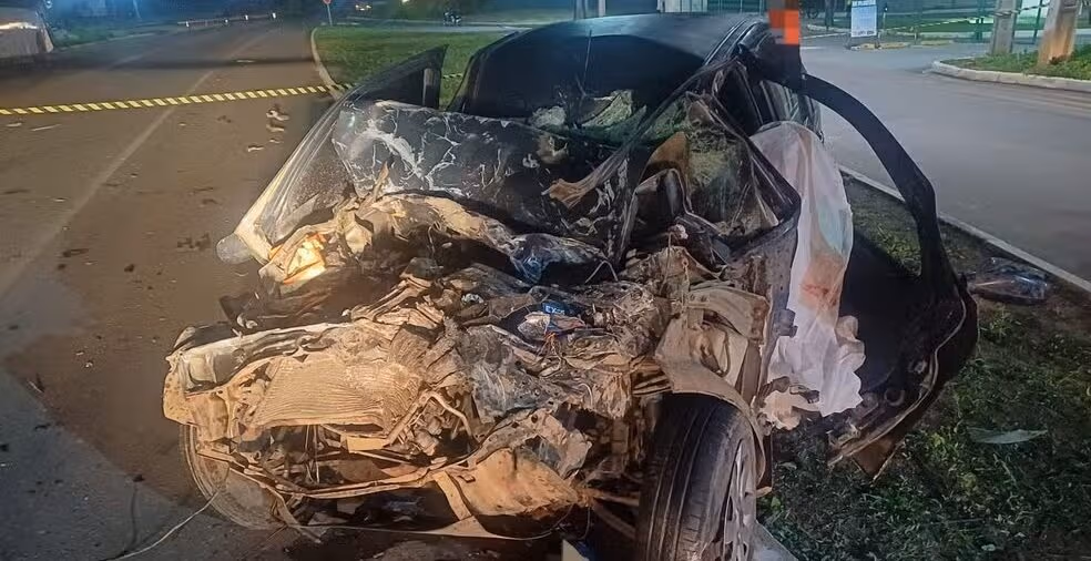 Colisão Frontal na BR-408 deixa um morto