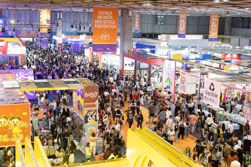 Sucesso da Bienal do Livro anima (ou ilude?) mercado livreiro