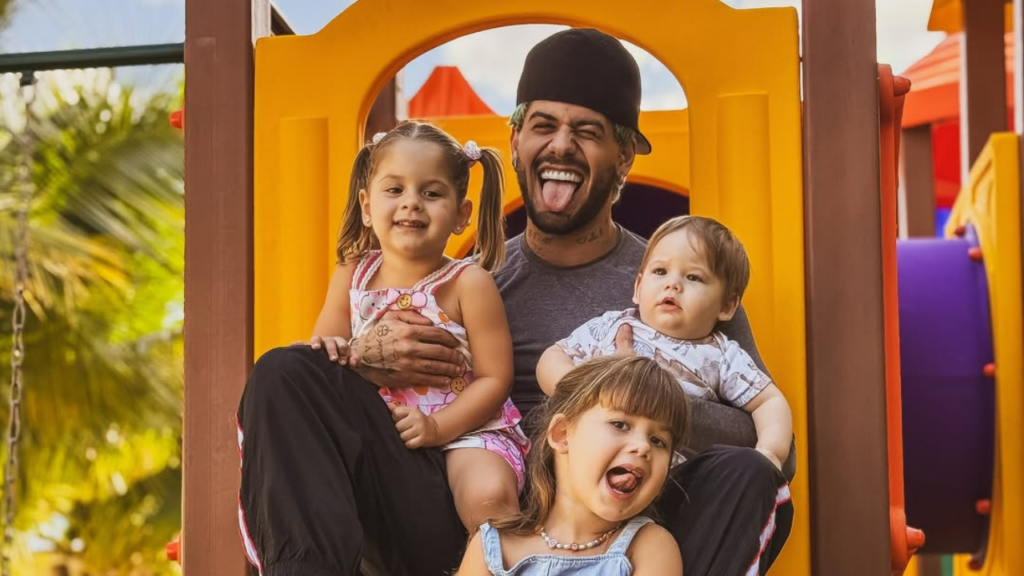 Zé Felipe foca em espiritualidade e família após separação