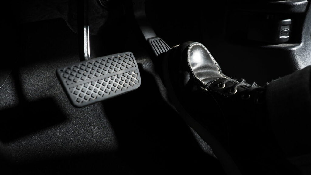 Três hábitos que destroem o motor do seu carro sem aviso