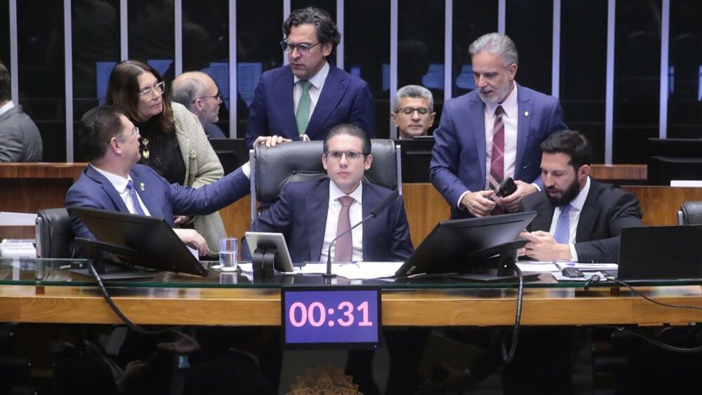 Câmara aprova projeto que aumenta número de deputados; texto vai à sanção