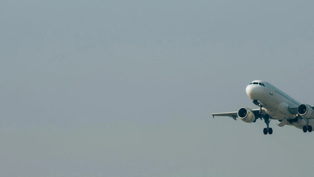 Por que os aviões não voam em linha reta até o destino?