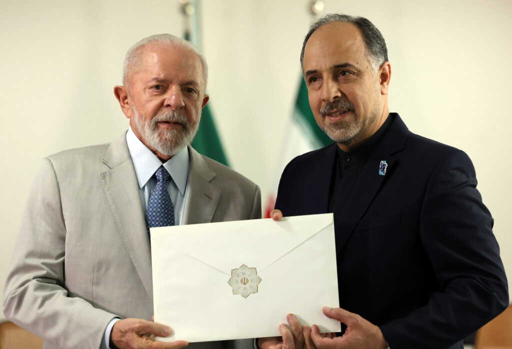 Irã cobra reação da ONU e pressiona Brasil