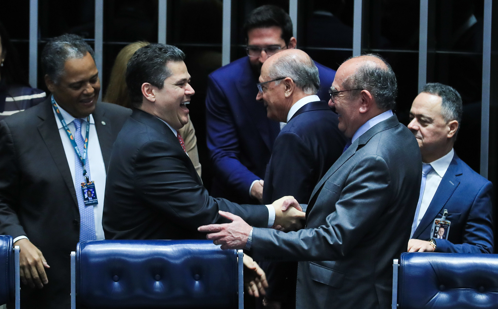 Alcolumbre reage à decisão de Gilmar e cobra “respeito” do STF