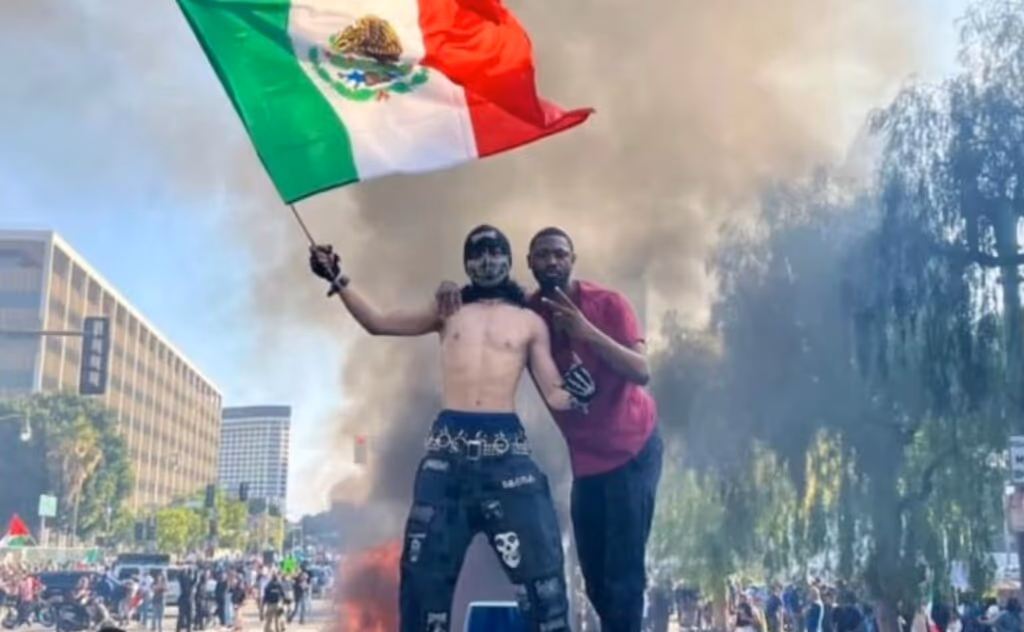 Crusoé: Secretário de Defesa dos EUA ameaça mobilizar fuzileiros navais