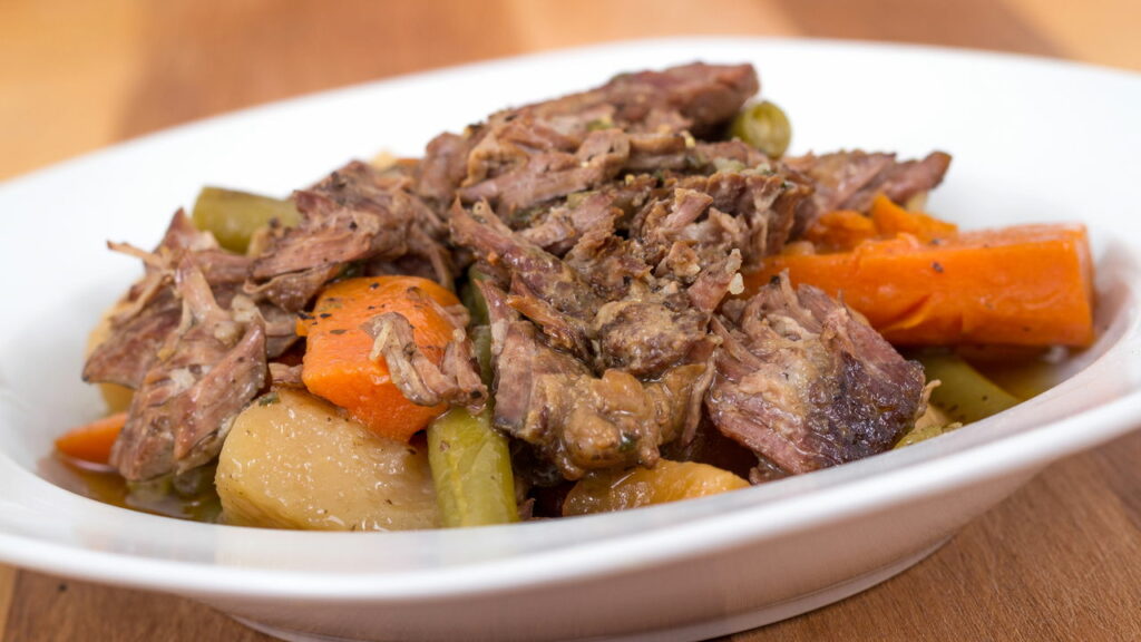 Como fazer carne de panela render mais refeições na marmita