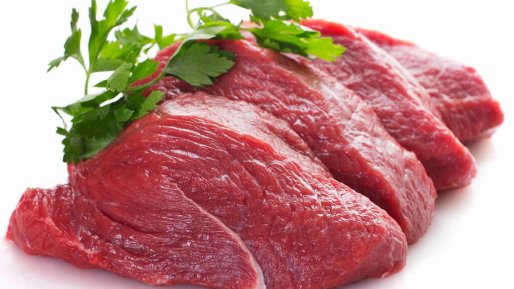 Conheça o método mais eficiente para amaciar carne do jeito certo