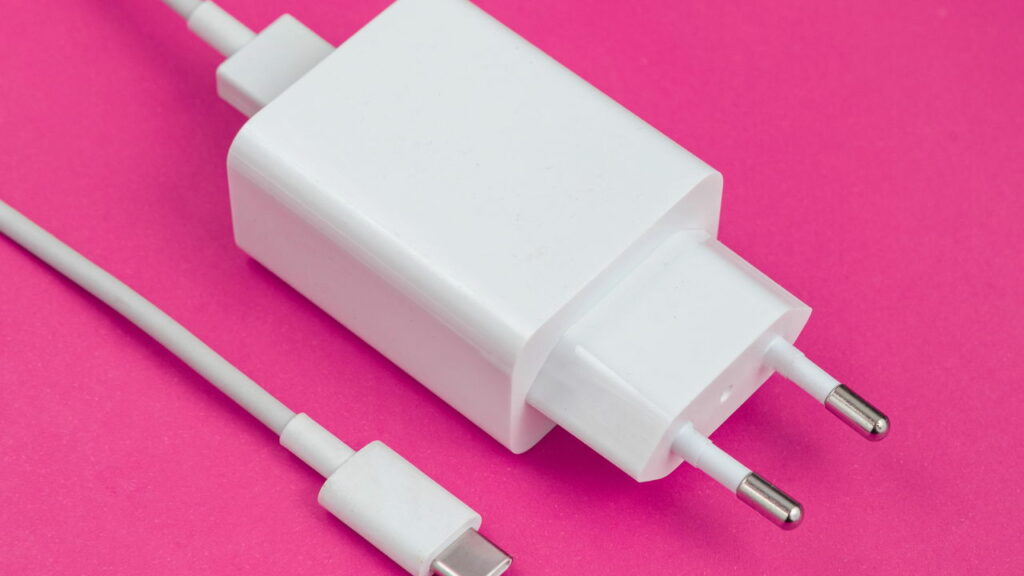 Seu carregador antigo pode virar um verdadeiro tesouro