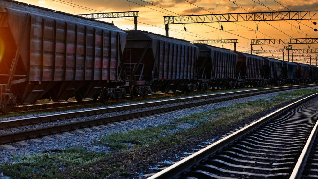 O que fazer se seu carro parar em uma linha férrea