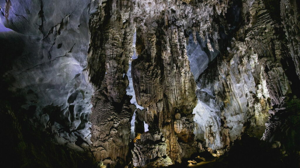 Essa caverna emite sons que confundem até equipamentos científicos