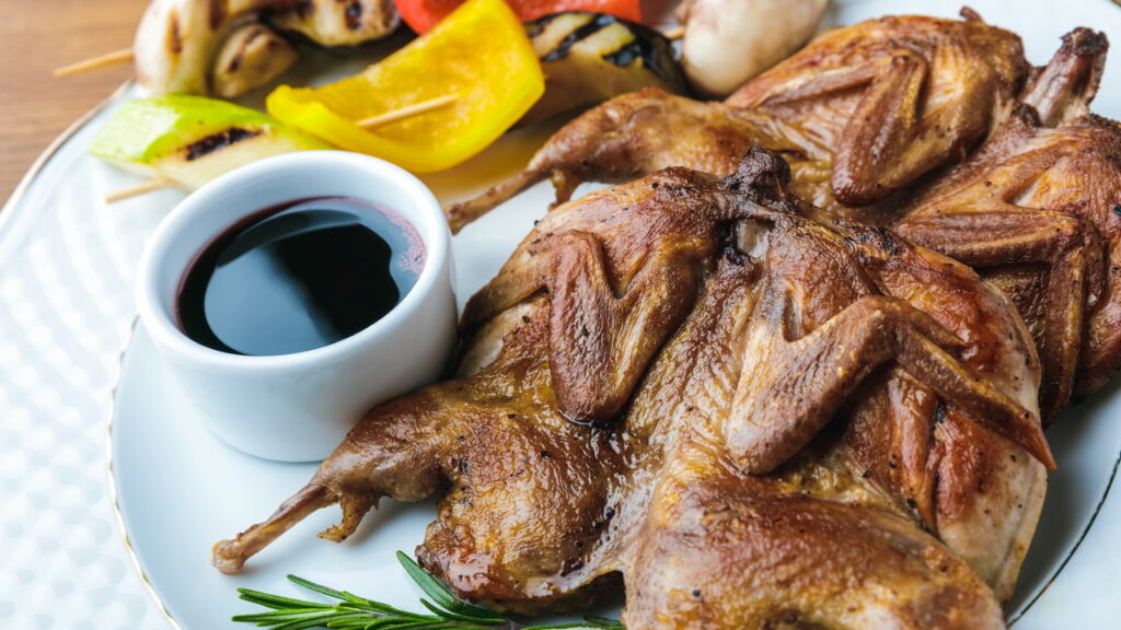 Como fazer um churrasco completo usando apenas cortes de frango