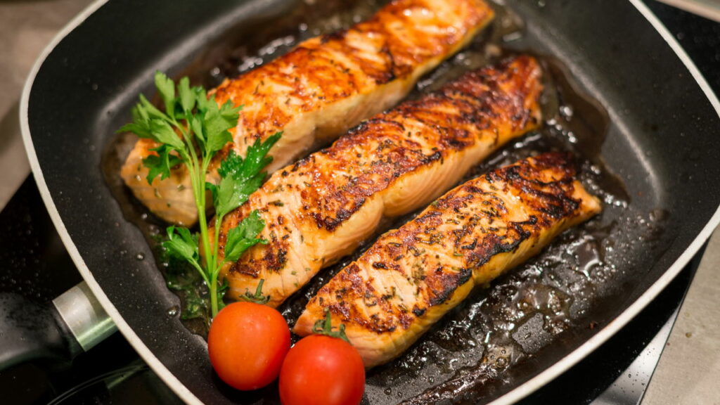 Como fazer um "churrasco de frigideira" para matar a vontade sem usar churrasqueira
