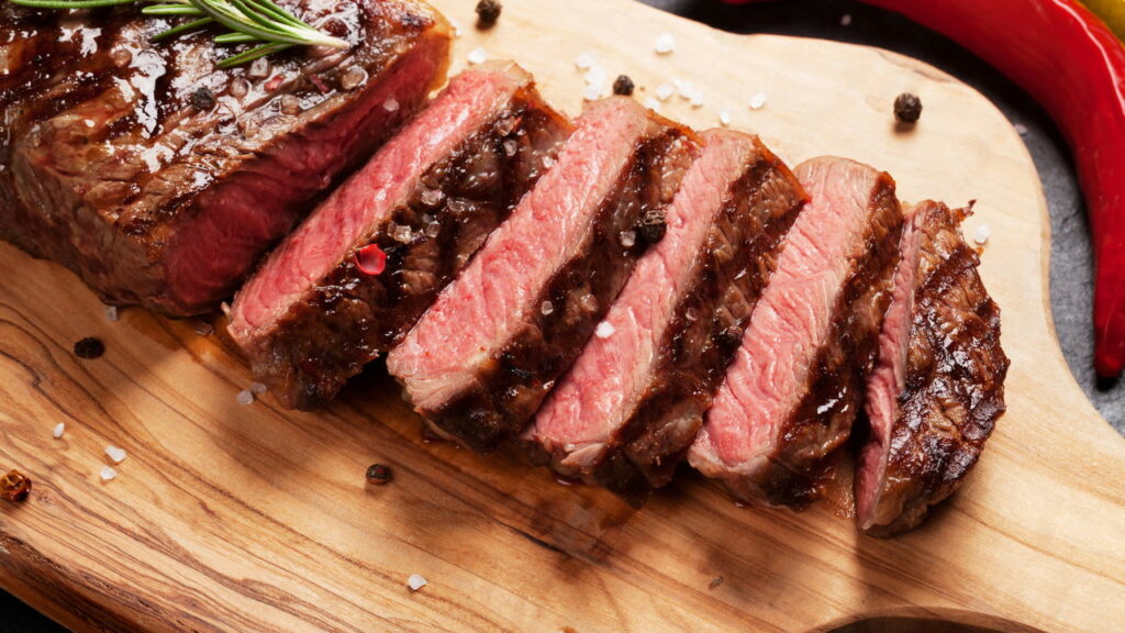 O truque com bicarbonato que vai revolucionar o seu churrasco