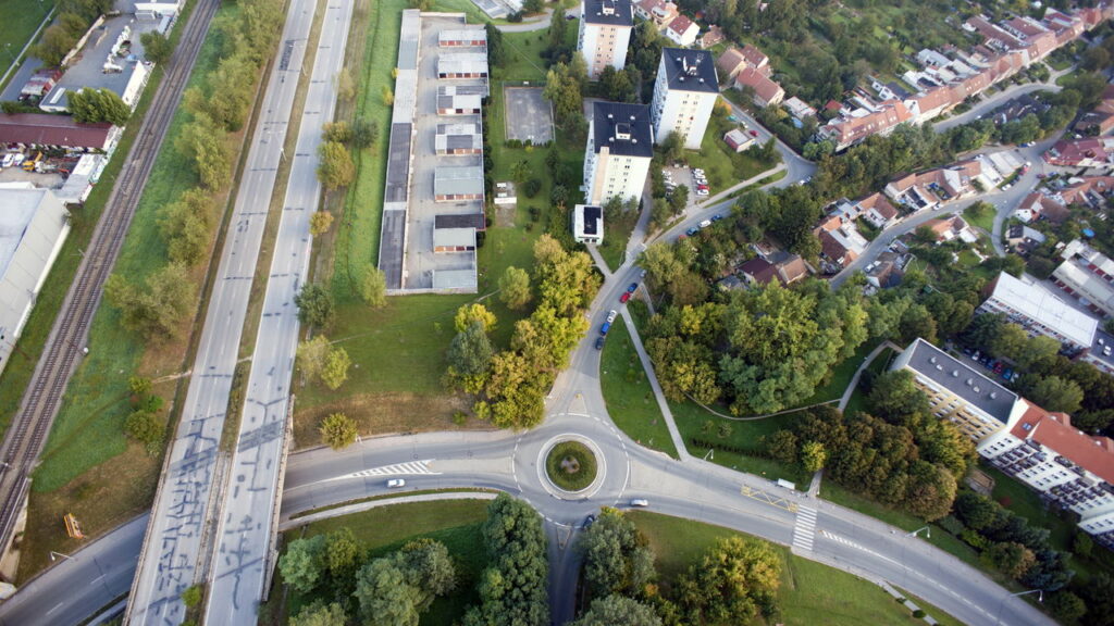 Como agir corretamente em cruzamentos sem sinalização