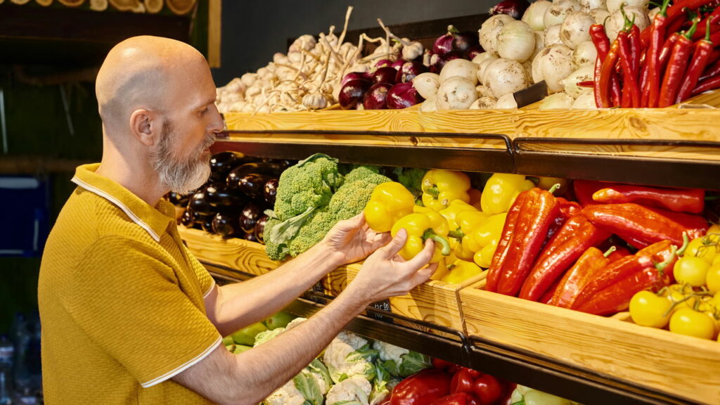 Como aproveitar legumes maduros da feira antes que estraguem