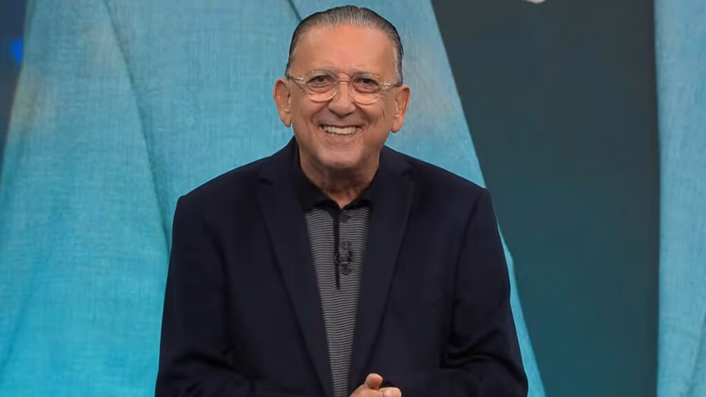 Galvão Bueno é internado em Londrina