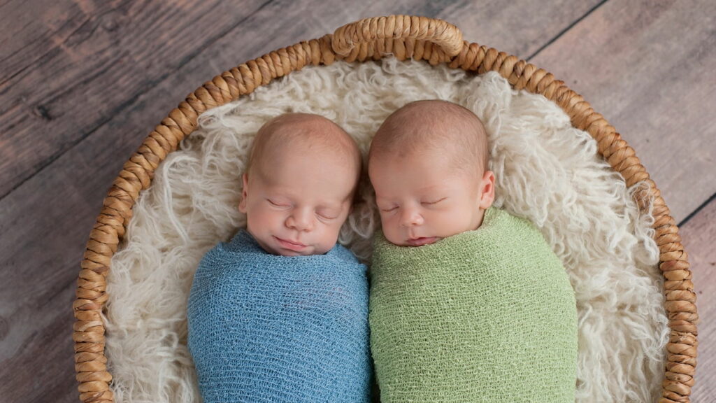Os nomes mais populares entre gêmeos e o que eles significam