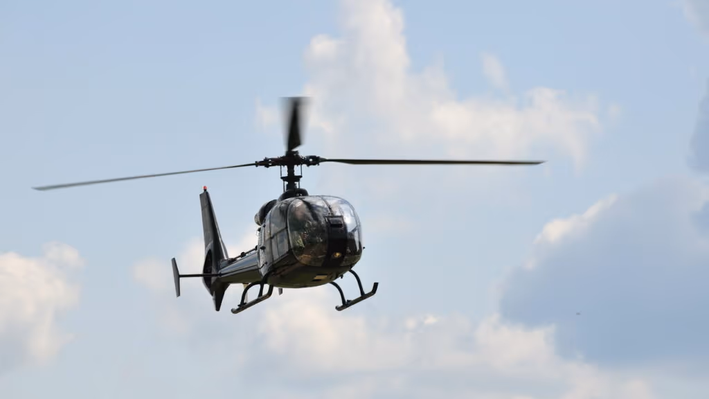 Helicóptero da Record TV é alvo de tiros no Rio de Janeiro