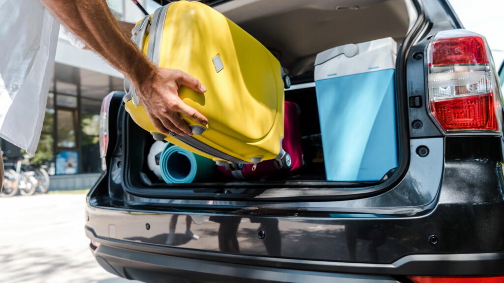 O que diz o CTB sobre o transporte de bagagens no teto do carro