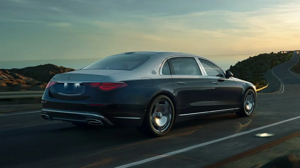 Carro de luxo surpreende com a melhor tecnologia de som já vista