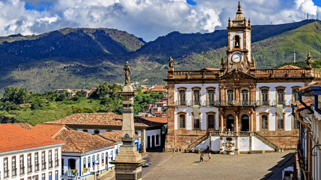 Essa cidade colonial mineira atrai brasileiros