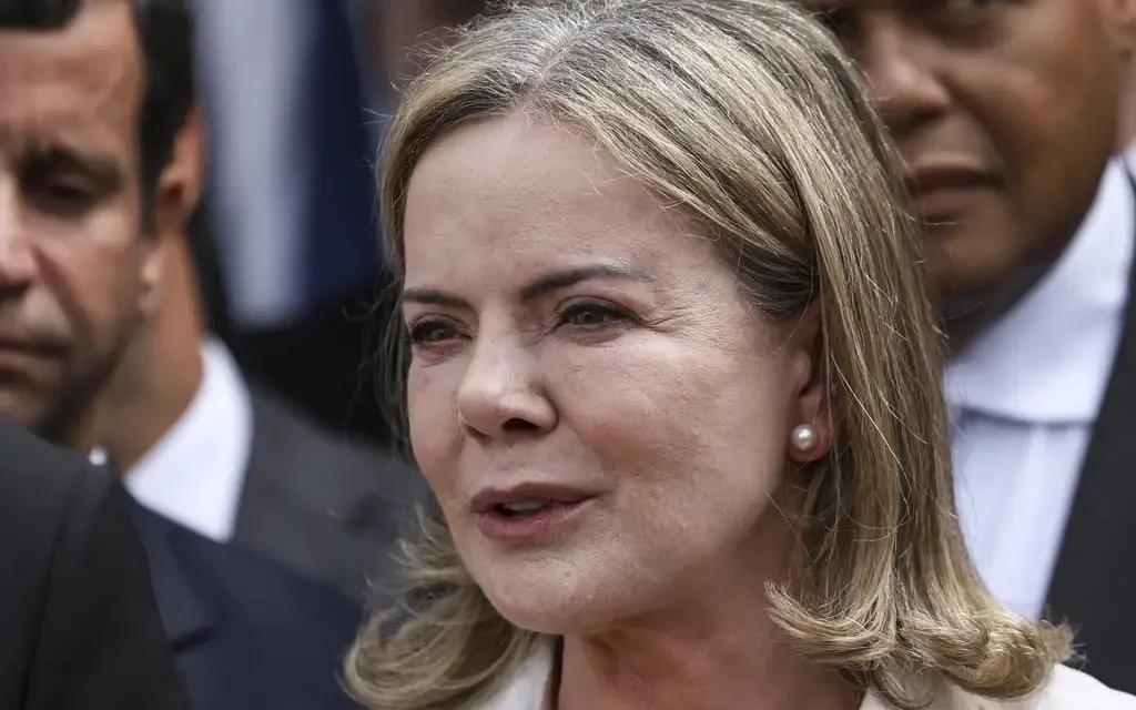 Gleisi nega crise fiscal: “Só na retórica do mercado”