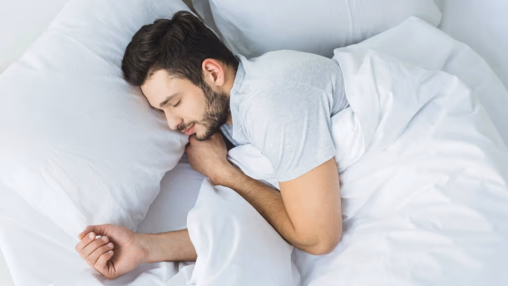 O que diz a psicologia sobre quem prefere dormir de porta fechada