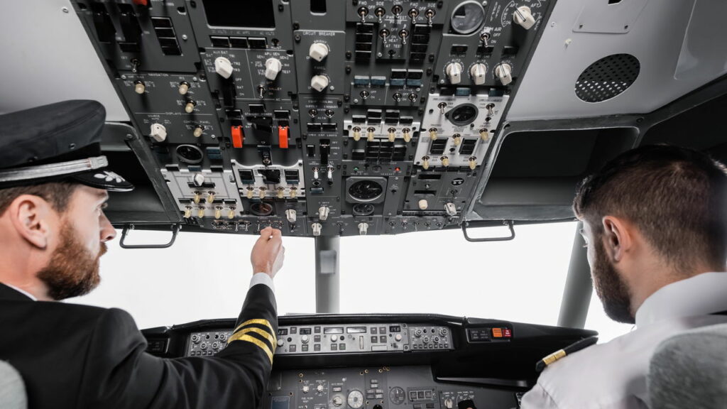 Precisa de CNH para ser piloto de avião no Brasil?