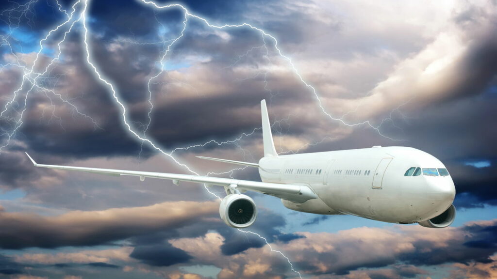 O que acontece quando um raio atinge um avião?