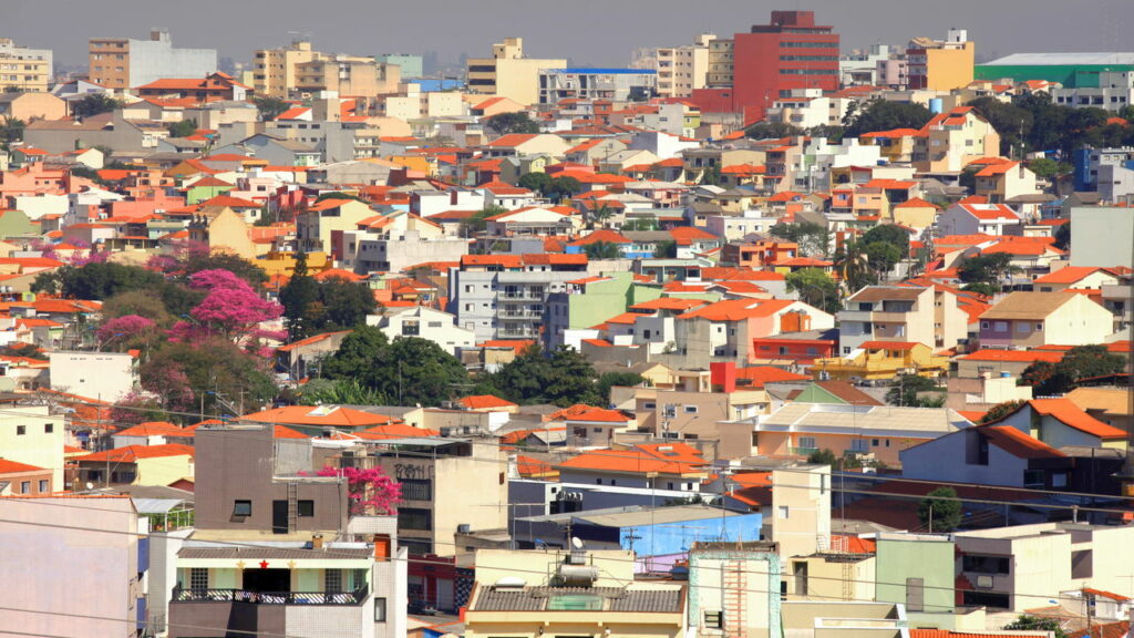 Cidades de SP investem em transporte e lazer voltado para idosos