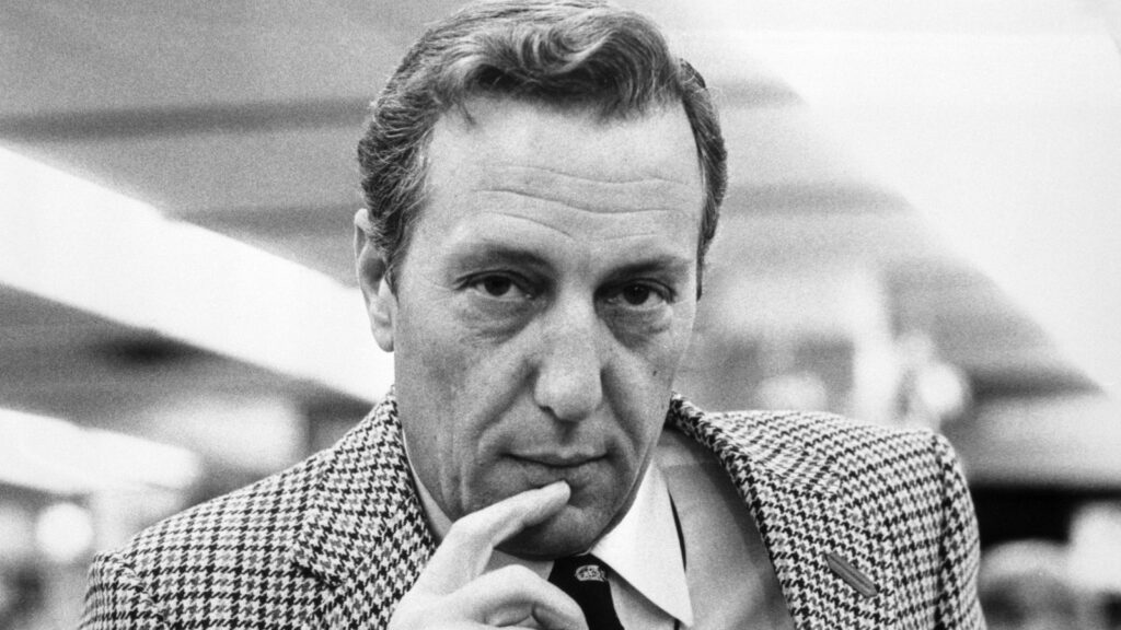 Frederick Forsyth, mestre do suspense e espião, morre aos 86 anos