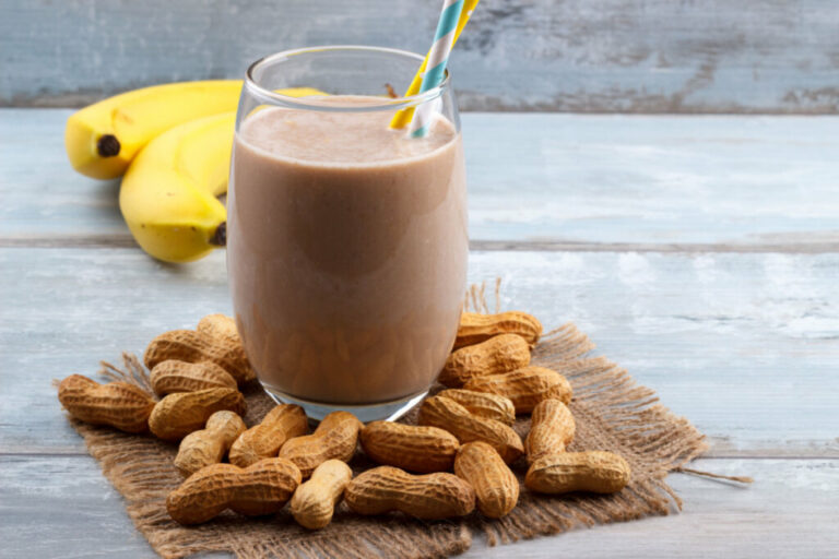 7 receitas com amendoim para melhorar o ganho de massa muscular