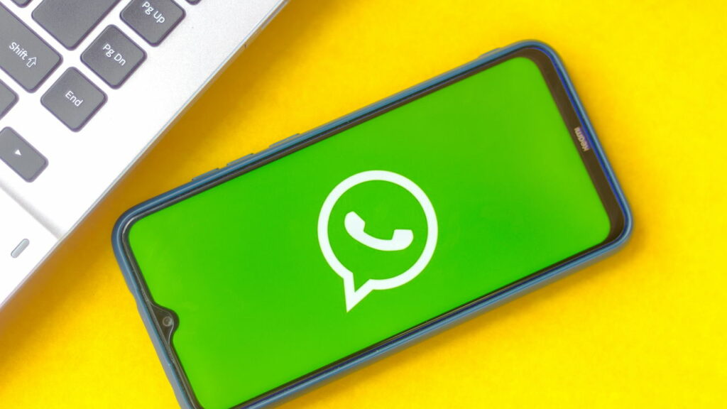 WhatsApp pede e-mail e deixa usuários em alerta