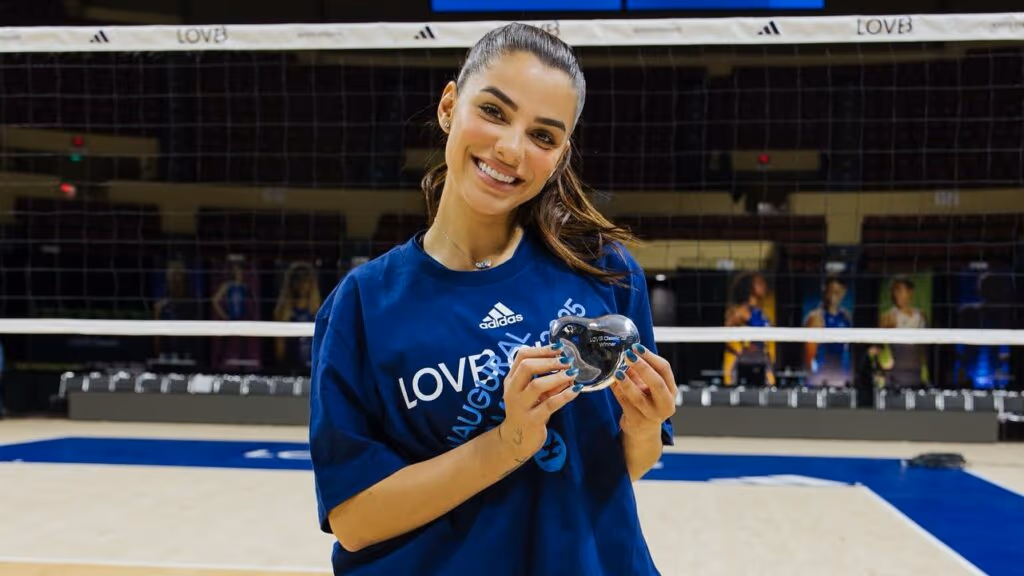 Ex-BBB Key Alves anuncia gravidez
