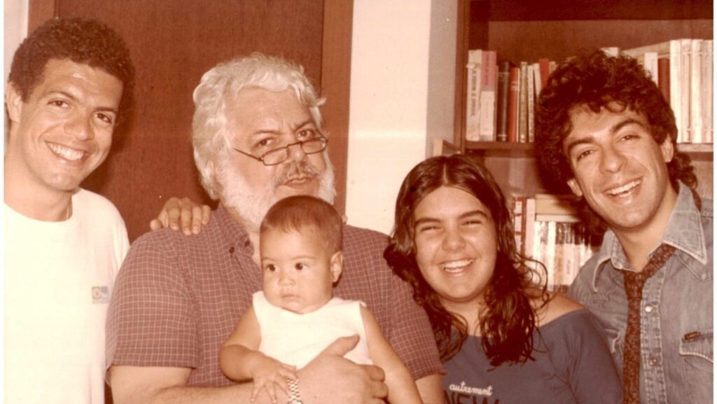 Atualizações sobre a saúde do autor Manoel Carlos